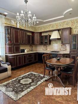 Дом 400м², 3-этажный, посуточно,