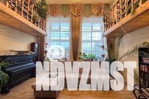 Дом 300м², 2-этажный, посуточно,