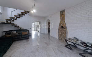 Дом 140м², 2-этажный, участок 6 сот.