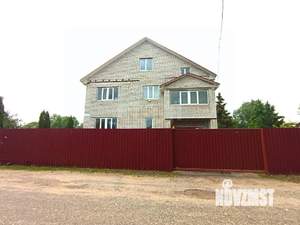 Дом 740м², 3-этажный, участок 8 сот.