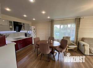 Дом 120м², 2-этажный, участок 4 сот.