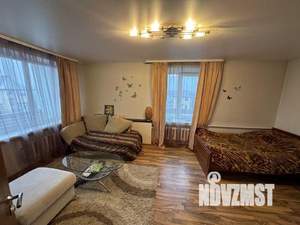 Дом 410м², 3-этажный, участок 10 сот.