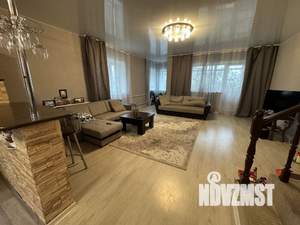 Дом 410м², 3-этажный, участок 10 сот.