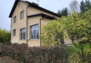 Дом 195м², 2-этажный, участок 9 сот.