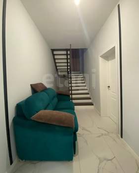 Дом 270м², 2-этажный, участок 4 сот.