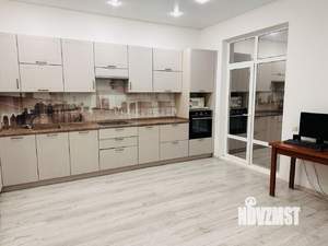 Коттедж 120м², 2-этажный, участок 6 сот.