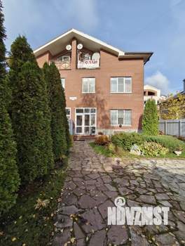 Таунхаус 226м², 3-этажный, участок 2 сот.