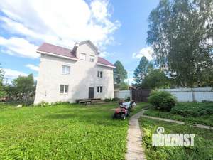 Дом 353м², 3-этажный, участок 6 сот.