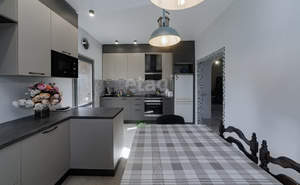 Дом 140м², 2-этажный, участок 6 сот.