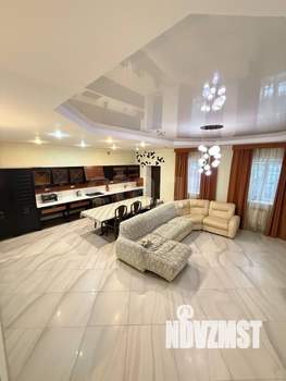 Таунхаус 217м², 3-этажный, участок 2 сот.