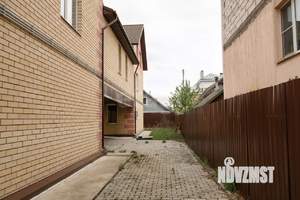 Таунхаус 120м², 3-этажный, участок 1 сот.