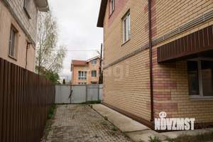 Таунхаус 120м², 3-этажный, участок 1 сот.