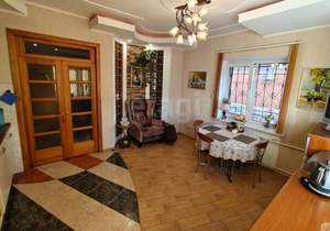 Дом 314м², 3-этажный, участок 6 сот.