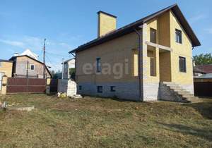 Дом 208м², 3-этажный, участок 5 сот.