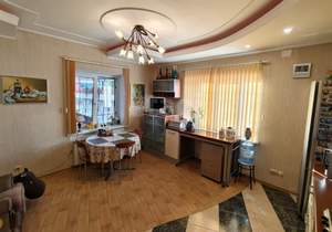 Дом 314м², 3-этажный, участок 6 сот.