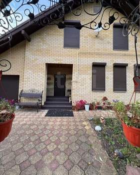 Дом 190м², 2-этажный, участок 6 сот.