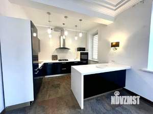 Дом 213м², 2-этажный, участок 5 сот.