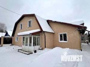 Дом 216м², 2-этажный, участок 5 сот.