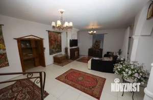 Коттедж 412м², 2-этажный, участок 5 сот.