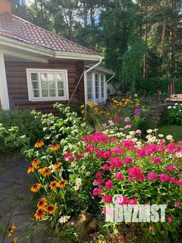 Дом 309м², 3-этажный, участок 13 сот.