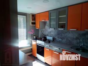 Дом 180м², 2-этажный, участок 6 сот.