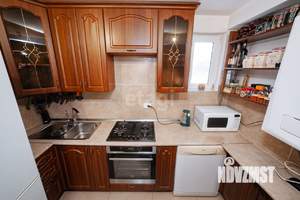 Дом 74м², 2-этажный, участок 6 сот.