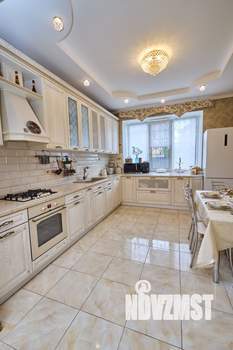 Таунхаус 226м², 3-этажный, участок 2 сот.