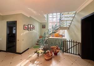 Дом 574м², 4-этажный, участок 7 сот.