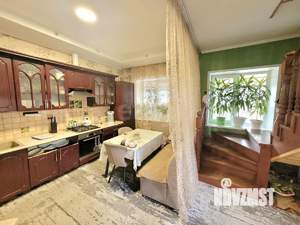 Дом 353м², 3-этажный, участок 6 сот.