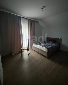 Дом 270м², 2-этажный, участок 4 сот.