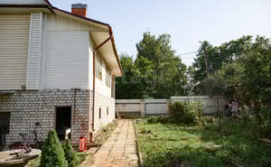 Дом 242м², 2-этажный, участок 4 сот.