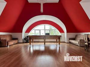 Дом 400м&sup2;, 3-этажный, посуточно, 