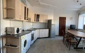 Дом 430м², 3-этажный, на длительный срок, 