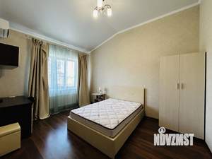 Таунхаус 250м², 2-этажный, на длительный срок, 