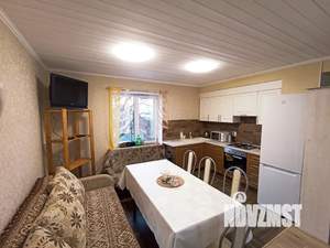 Дом 200м², 2-этажный, посуточно, 