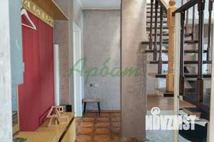 Коттедж 196м&sup2;, 2-этажный, на длительный срок, 