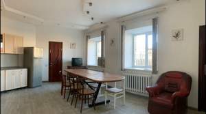 Дом 430м², 3-этажный, на длительный срок, 