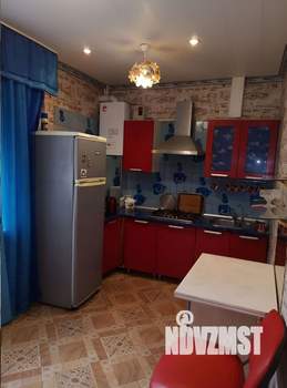 Таунхаус 150м², 3-этажный, на длительный срок, 