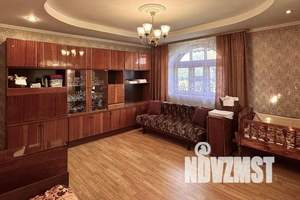 Дом 286м², 3-этажный, посуточно, 