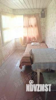 Дом 60м&sup2;, 2-этажный, участок 6 сот.  