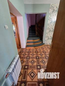 Коттедж 319м², 3-этажный, участок 8 сот.  