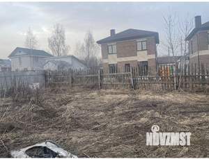 Дом 200м&sup2;, 2-этажный, участок 6 сот.  