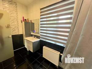 Дом 210м², 3-этажный, участок 6 сот.  