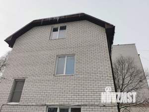 Коттедж 182м&sup2;, 3-этажный, участок 5 сот.  