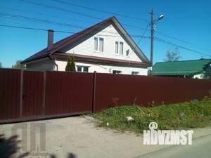 Дом 180м&sup2;, 2-этажный, участок 6 сот.  