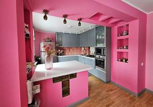 Дом 330м&sup2;, 3-этажный, участок 10 сот.  