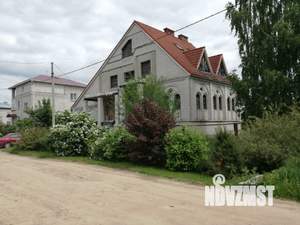 Коттедж 500м², 3-этажный, участок 14 сот.  