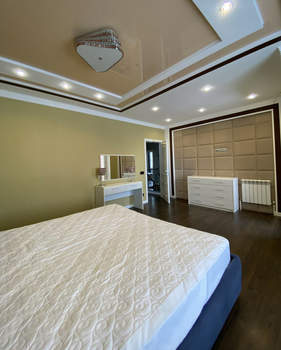 Дом 140м&sup2;, 3-этажный, участок 2 сот.  