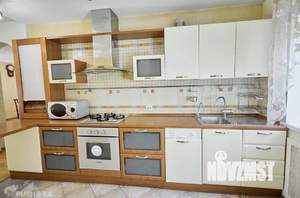 Коттедж 271м², 2-этажный, участок 6 сот.  