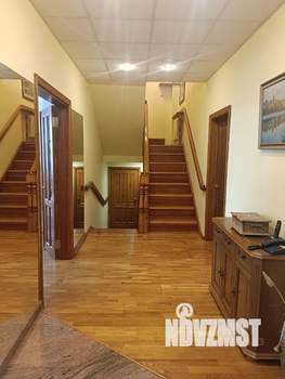 Коттедж 407м&sup2;, 3-этажный, участок 9 сот.  